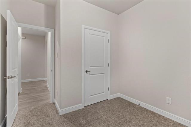 Building Photo - 15725 Hazelhurst Ln