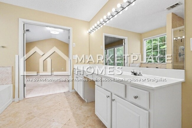 Building Photo - 3398 Spindletop Dr NW