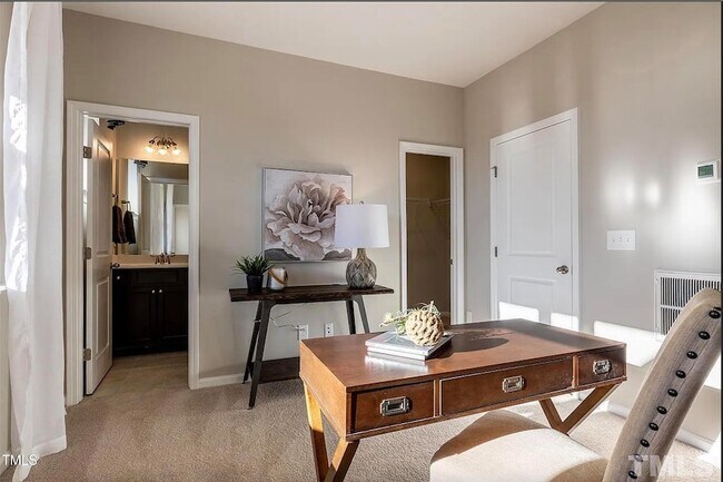 Building Photo - 2254 Red Knot Ln