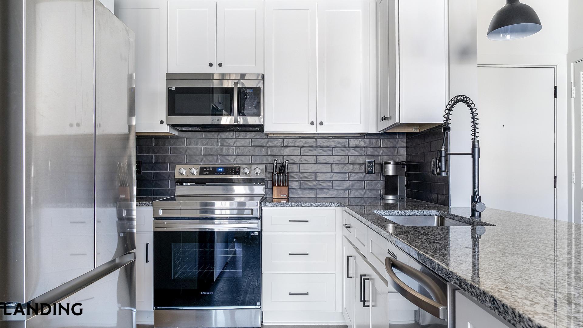 Building Photo - 49 Boulevard SE