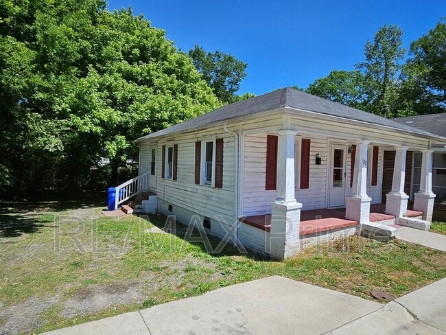 Building Photo - 120 S 10th St