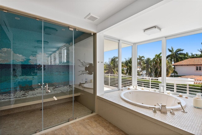Building Photo - 500 Isle of Capri Dr