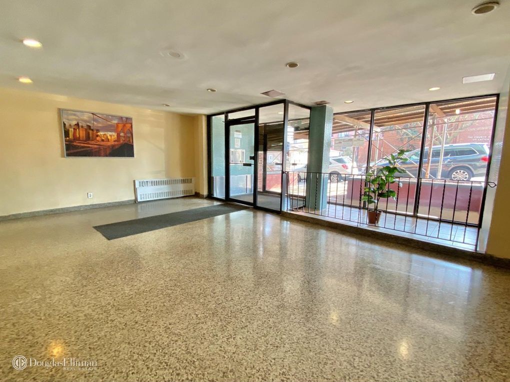 Lobby - 8605 60th Rd