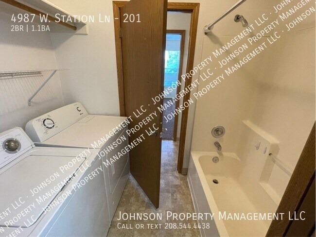 Building Photo - 4987 W Station Ln