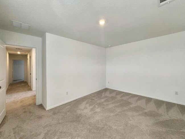 Building Photo - Charming 3-Bed Home with 2.5 Baths in Maxwell, TX – Your Cozy Retreat Awaits!