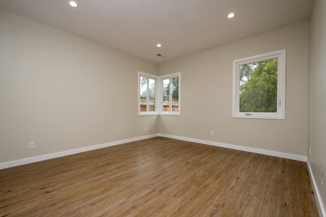 Master Bedroom - 1283 El Camino Real