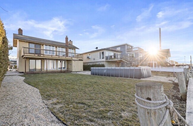 Building Photo - 115 Maryland Ave