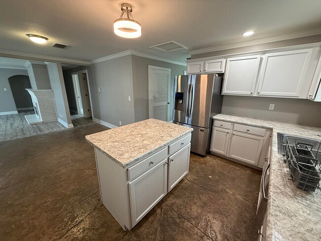 Building Photo - 2910 Mexico Gravel Rd