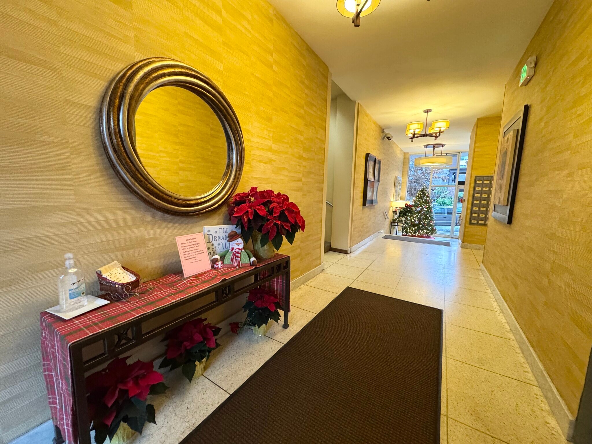 Building Photo - 1221 Minor Ave