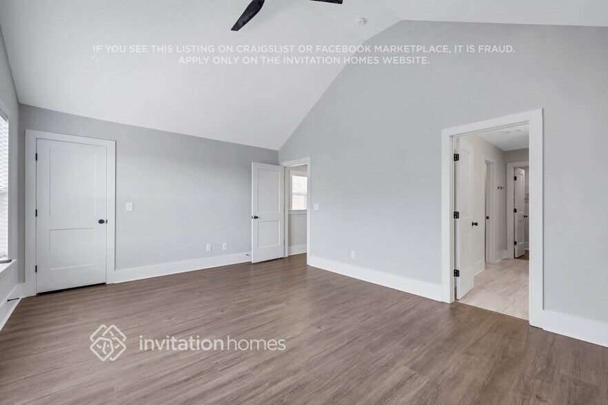 Building Photo - 232 Founders Ln