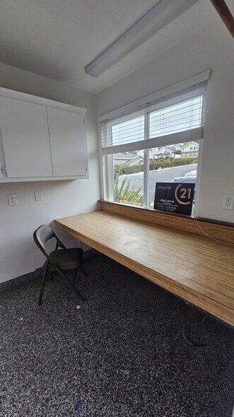 Building Photo - 6853 Shearwaters Dr