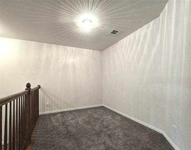 Building Photo - 8900 Paradise Dr