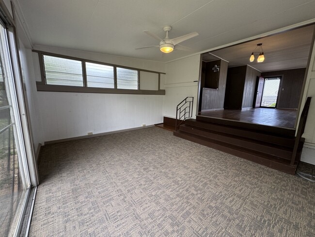 Building Photo - 1412 Kaminaka Dr