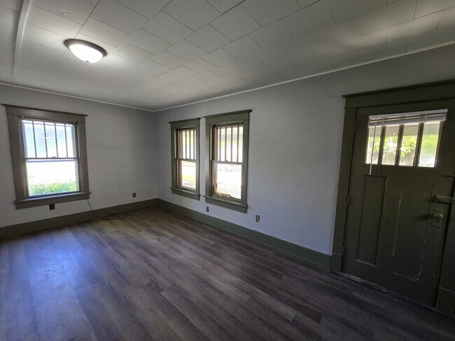 Building Photo - 1125 Ackermant St