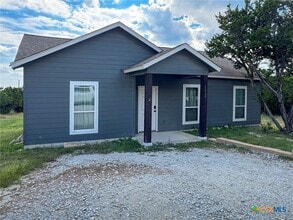 Building Photo - 2410 Golf Dr