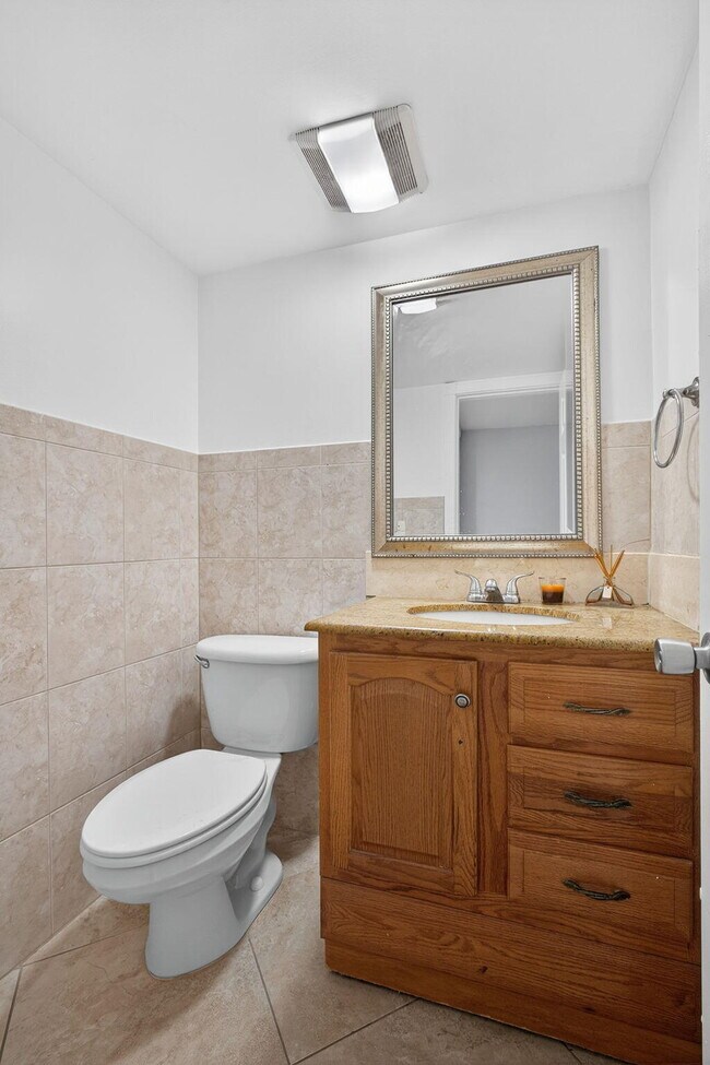 Building Photo - 1590 Forest Lakes Cir