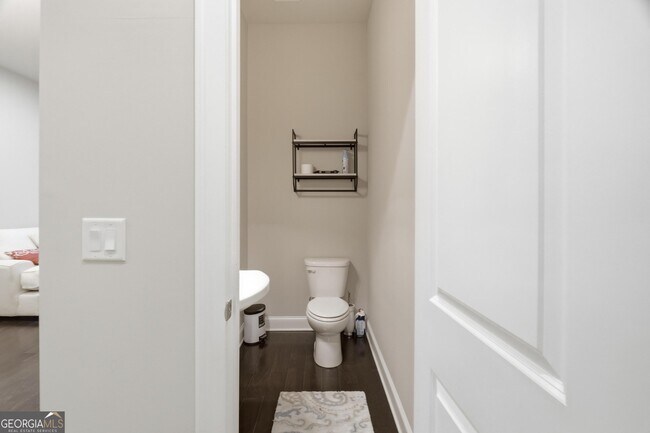 Building Photo - 4245 Deming Cir