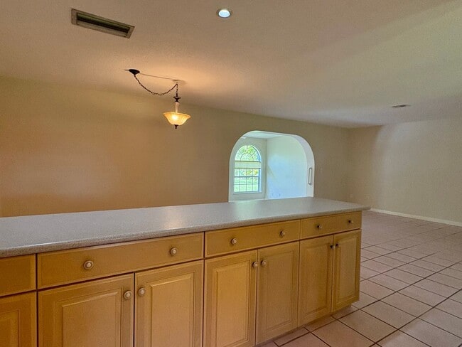 Building Photo - 3/2/2 POOL home in Stuart on 3/4 acre--NO HOA!