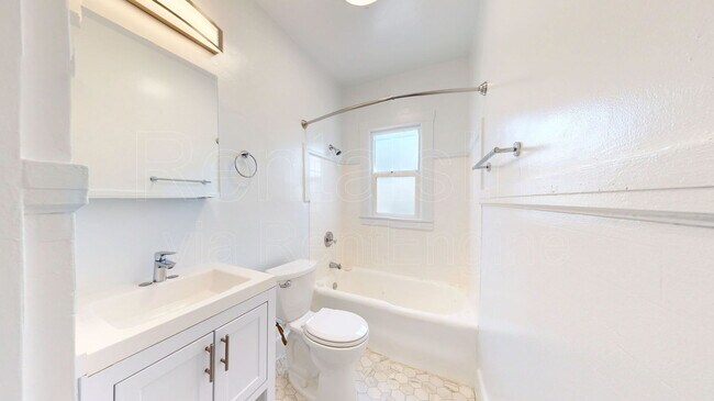 Building Photo - 3508 18th St