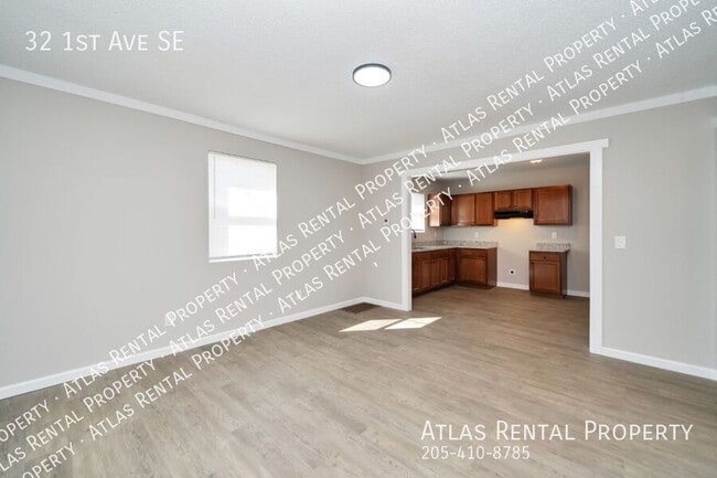 Building Photo - 32 1st Ave SE