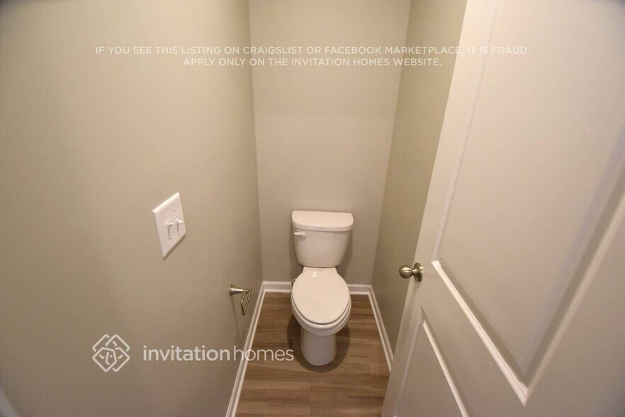 Building Photo - 112 Lantana Crossing