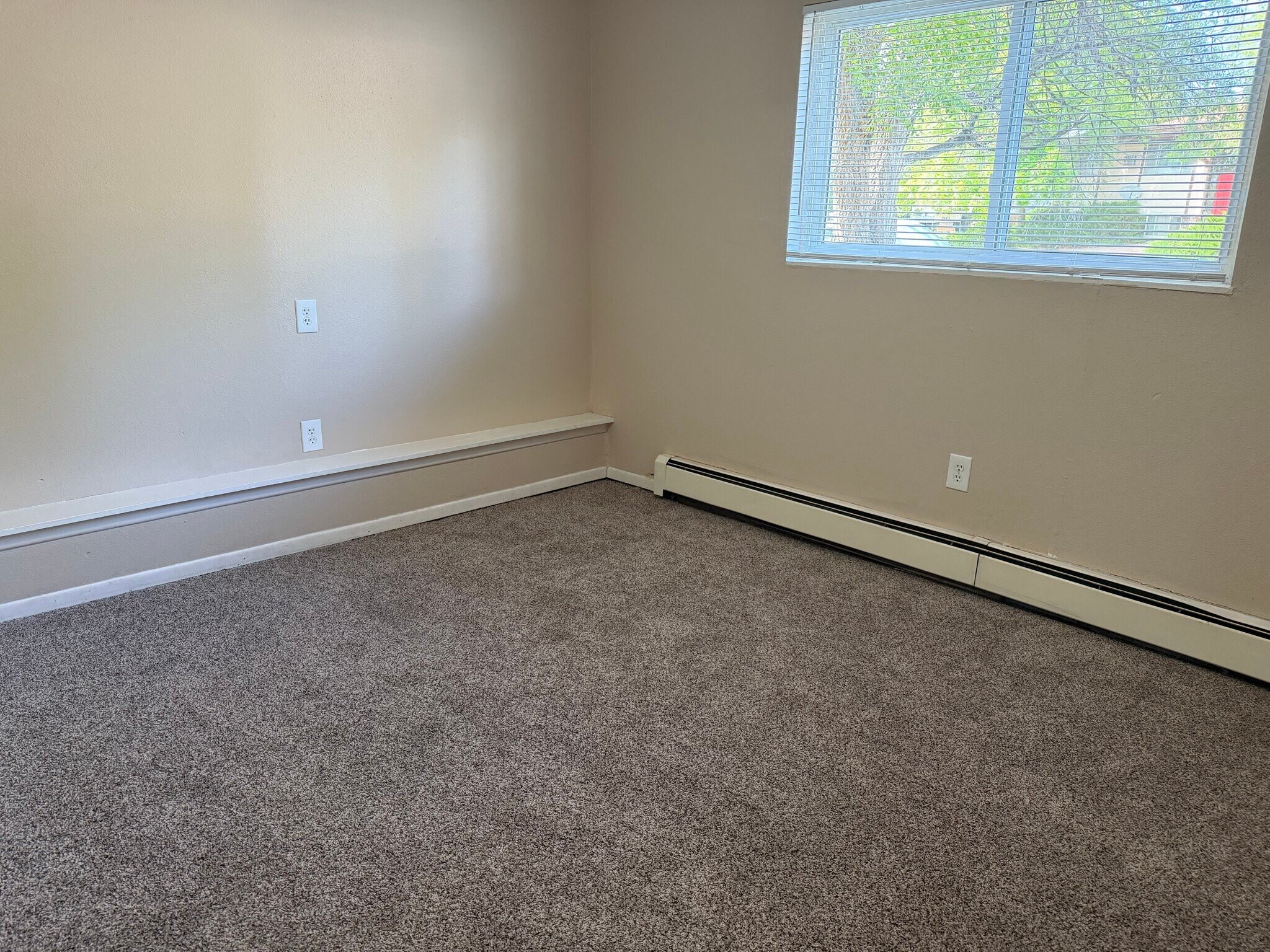 Building Photo - 4715 Scenic Cir