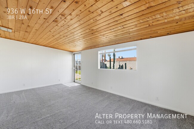 Building Photo - 936 W 16th St