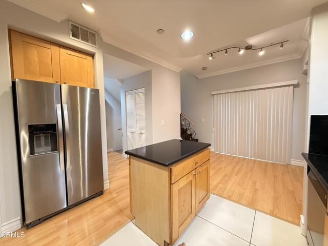 Building Photo - 96 N Craig Ave