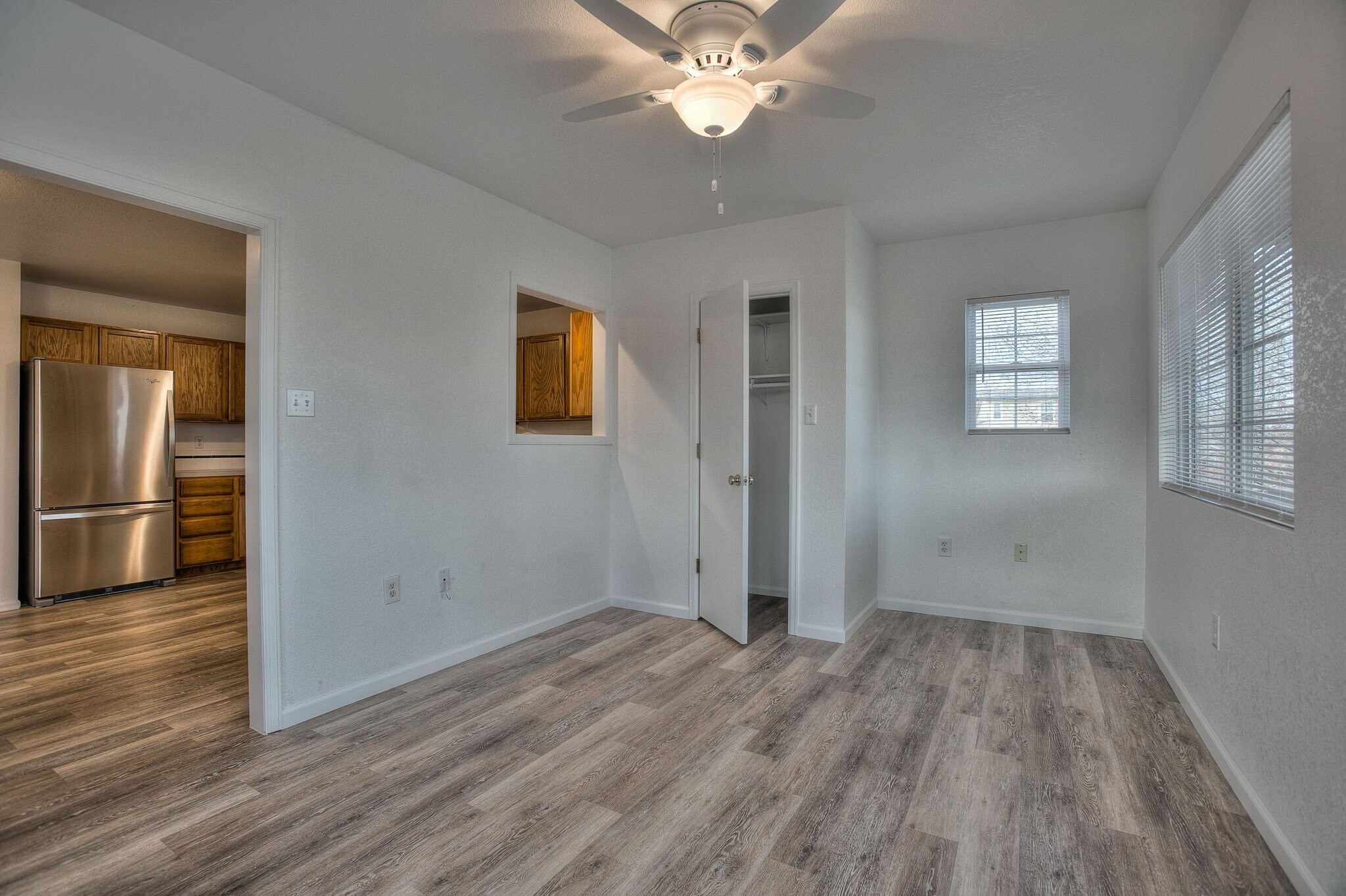 Building Photo - 624 26th St SW