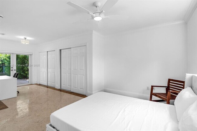 Building Photo - 265 Glenridge Rd