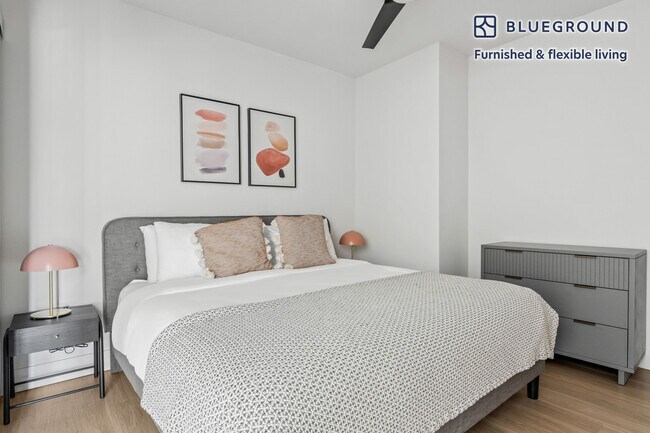 Building Photo - 447 17th St