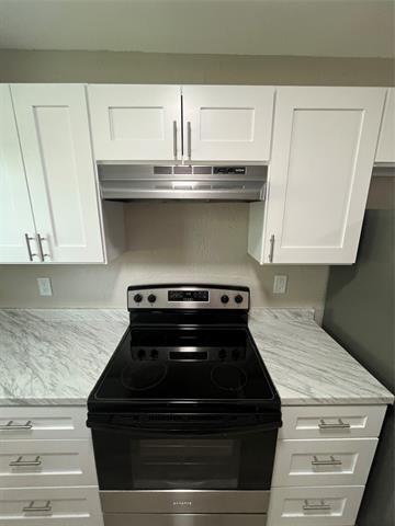 Building Photo - 2017 Tolosa Dr