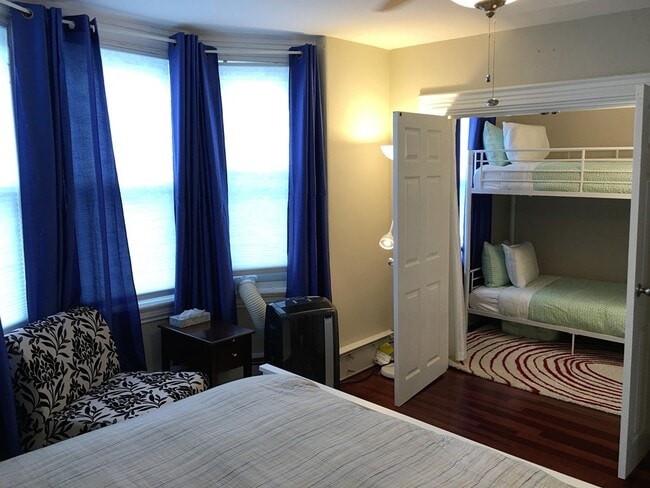 Building Photo - 37 Telegraph St