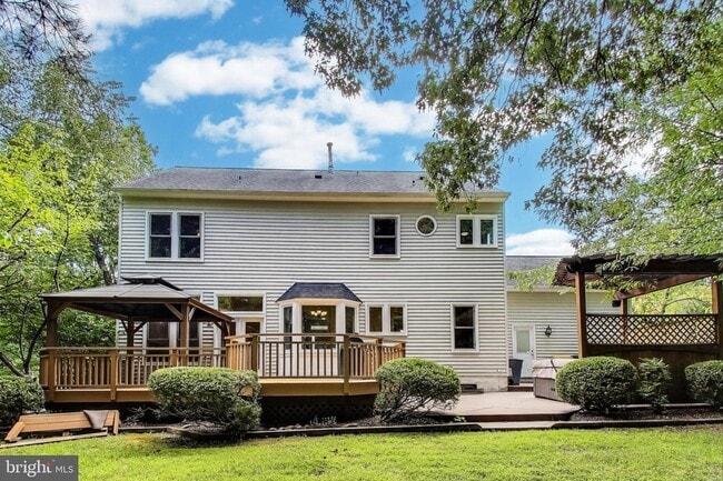 Building Photo - 114 Fordham Dr