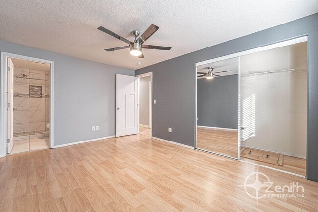 Building Photo - 15408 NE 90th St