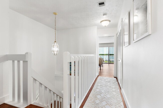Building Photo - 2488 Harbour Cove Dr