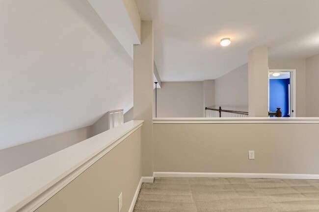 Building Photo - 2605 Gateview Ct