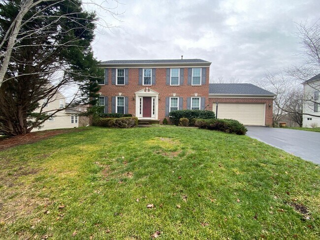 Building Photo - Meticulously maintained & spacious 4 Bd/2 full & 2 half bath home  Home in Dawson's Landing - Pet...