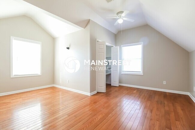 Building Photo - 4 Bedroom Pet-Friendly Home in Spring Hill...