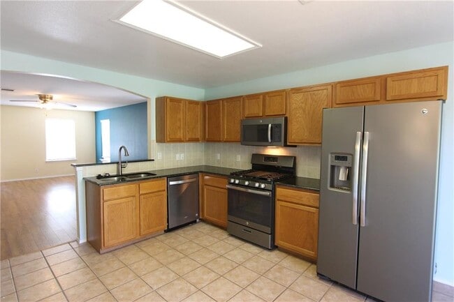Building Photo - 229 Katy B Ln