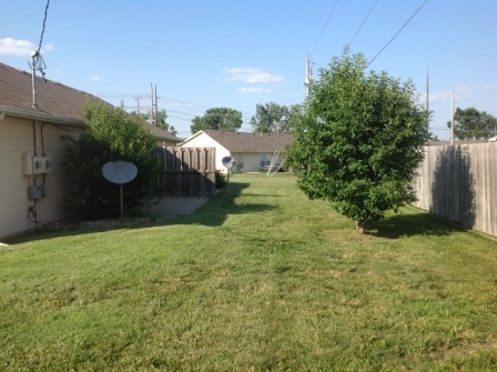 Building Photo - Half Off the First Month's Rent