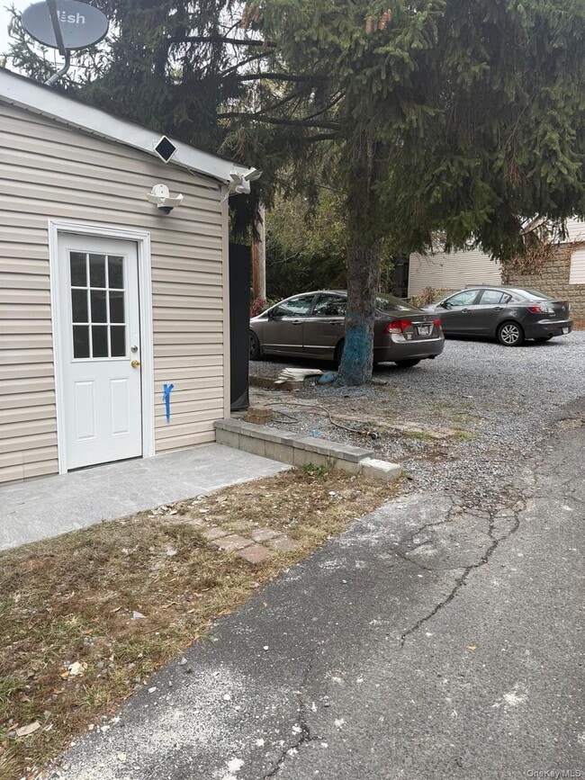 Building Photo - 27 A Wood Rd