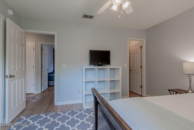 Building Photo - 11677 Lazy Willow Ln