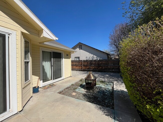 Building Photo - 11917 W Lewisburg Ct