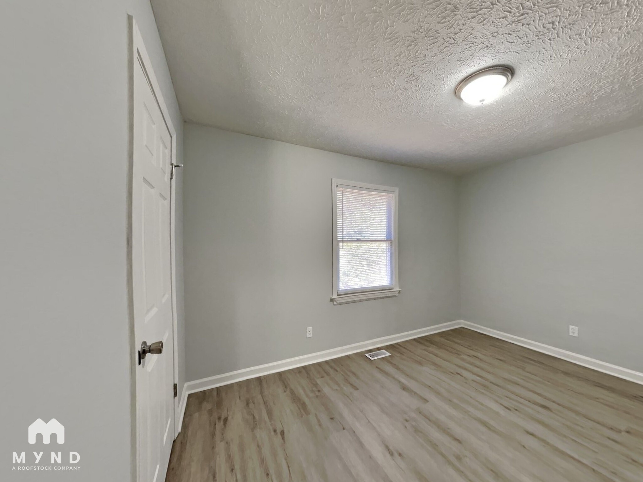Building Photo - 360 Heaton Rd