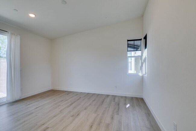 Building Photo - COMING SOON - Ready no later than Mid-June