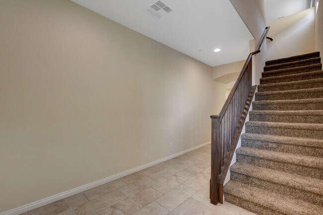 Building Photo - 2919 Caxton Grove Dr