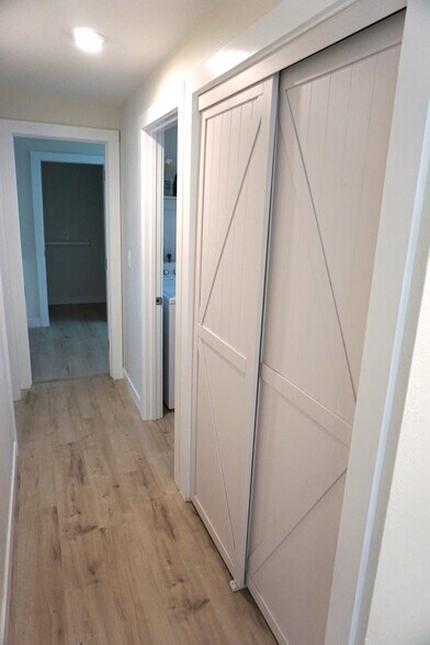 Hallway - 7218 NE 16th Ave