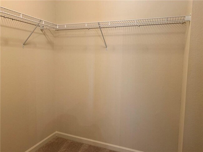 Building Photo - 929 Independence Ave