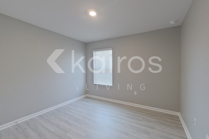 Building Photo - 4651 Malay Cir